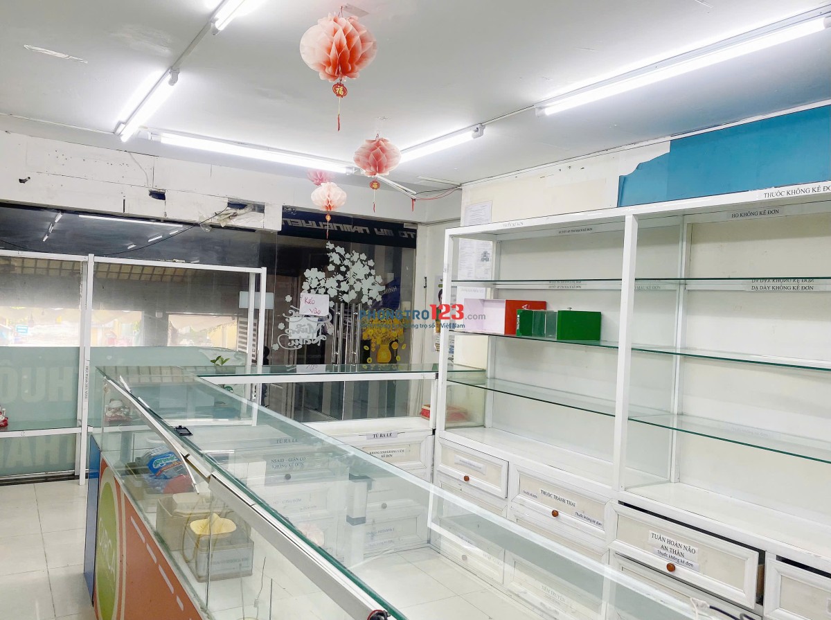 Cho thuê mặt bằng Quận 7, đường D4, KDC Him Lam, phường tân hưng