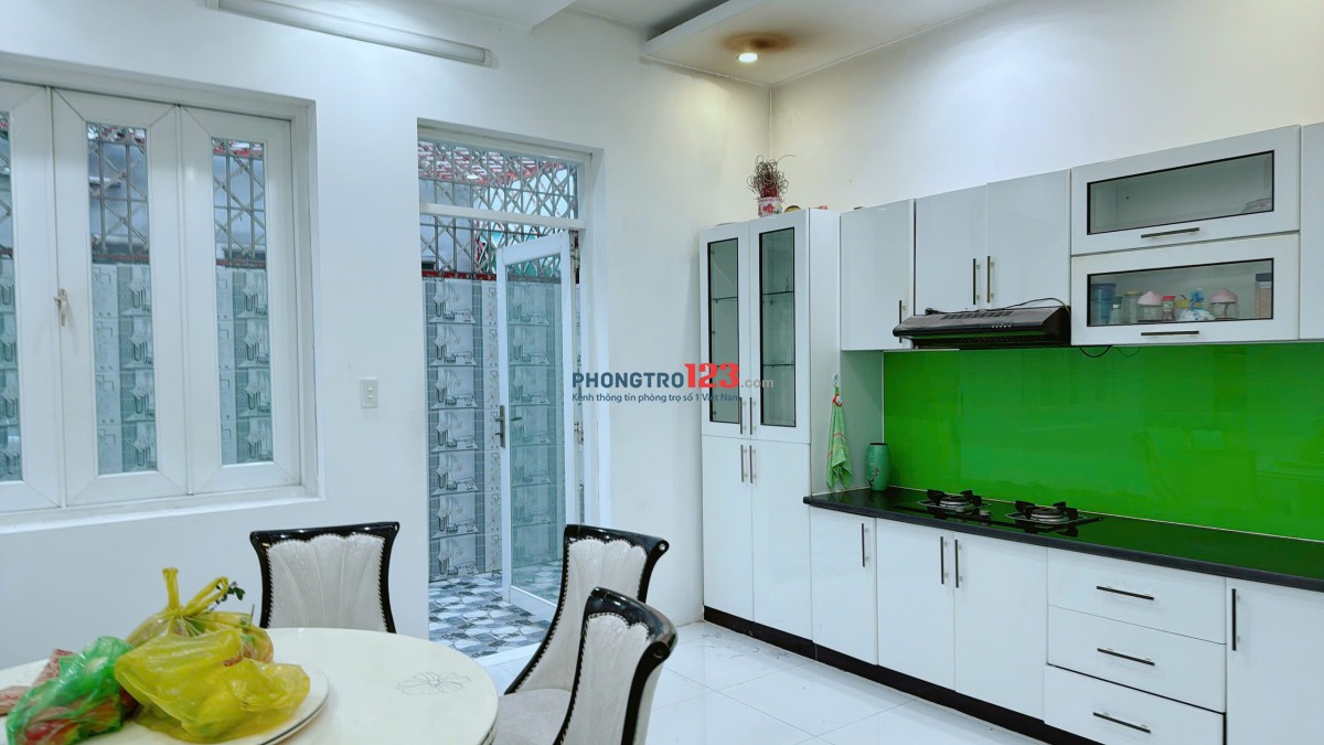 Cần cho thuê Nhà Nguyên Căn 3 Lầu có FULL nội thất Như Hình ở KDC 13E giá 16 Tr/th nhà mới đẹp