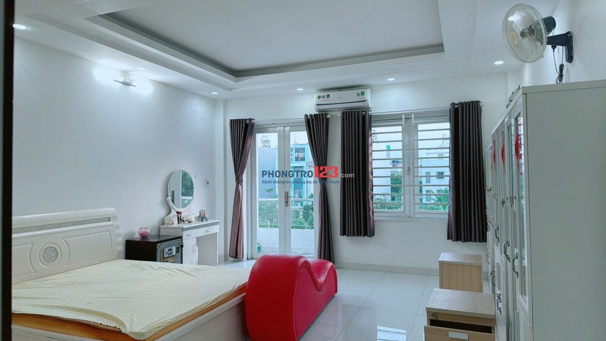 Cần cho thuê Nhà Nguyên Căn 3 Lầu có FULL nội thất Như Hình ở KDC 13E giá 16 Tr/th nhà mới đẹp
