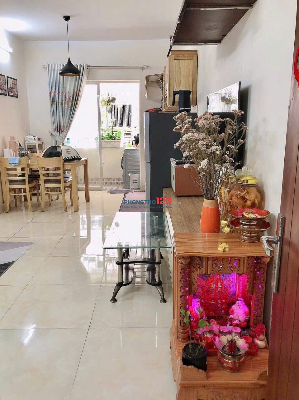 Chung cư Thái An 2, Nguyễn Văn Quá, Q12: 3p ngủ, 100m2, 9tr/tháng, ban công