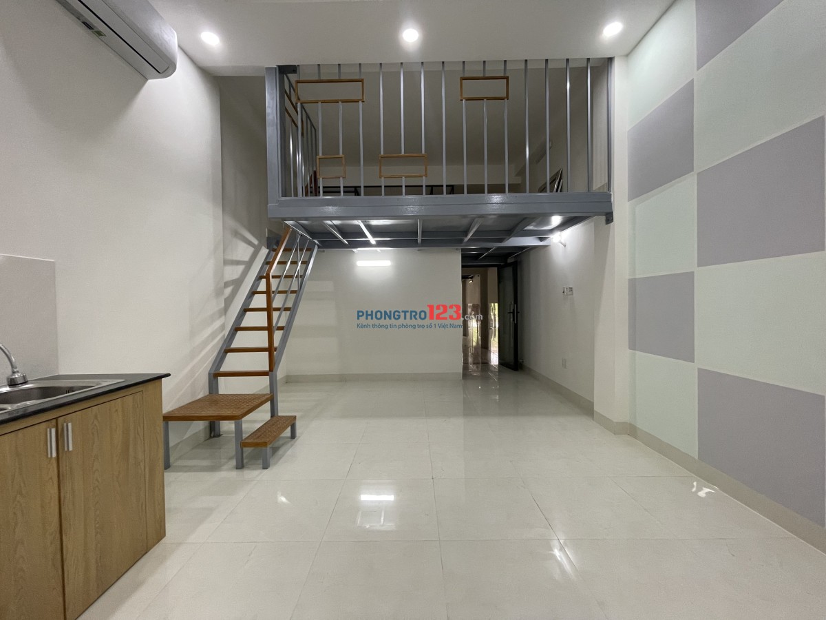 PHÒNG CHO THUÊ QUẬN 9, GẦN ĐẠI HỌC FPT,ĐH HUTECH, CNC SAMSUNG,VÒNG XOAY LIÊN PHƯỜNG (Ban Công Riêng)