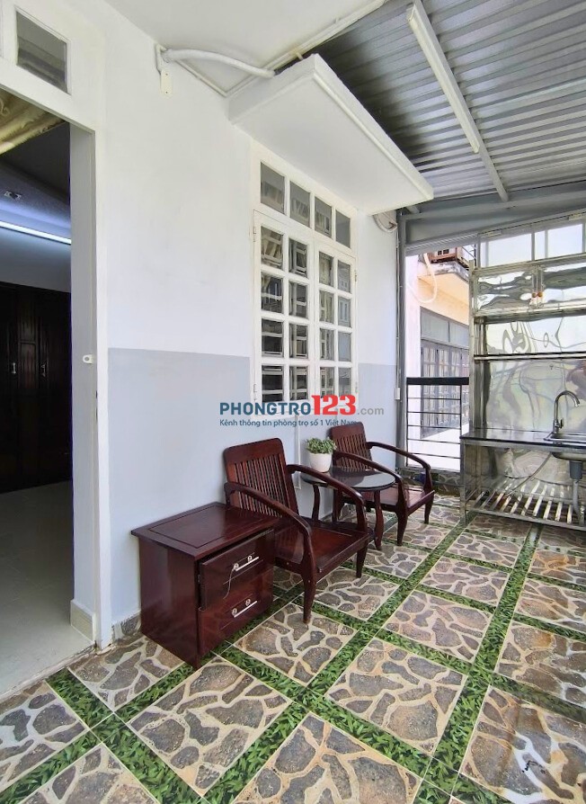 Phòng 25m2 - 3tr Gần Ủy Ban Q2 cũ