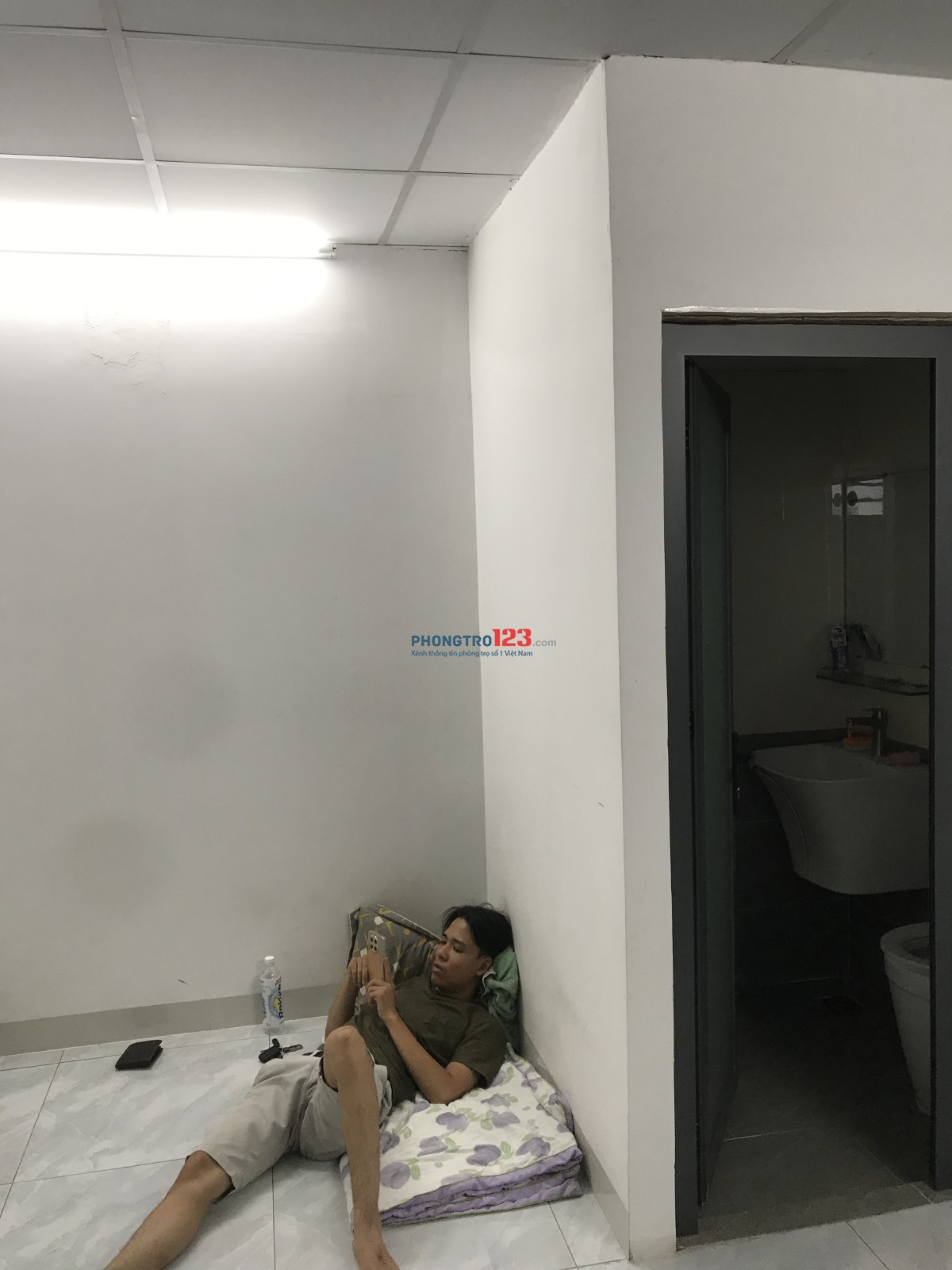 Mình cần tìm người ở ghép, sinh viên càng tốt.