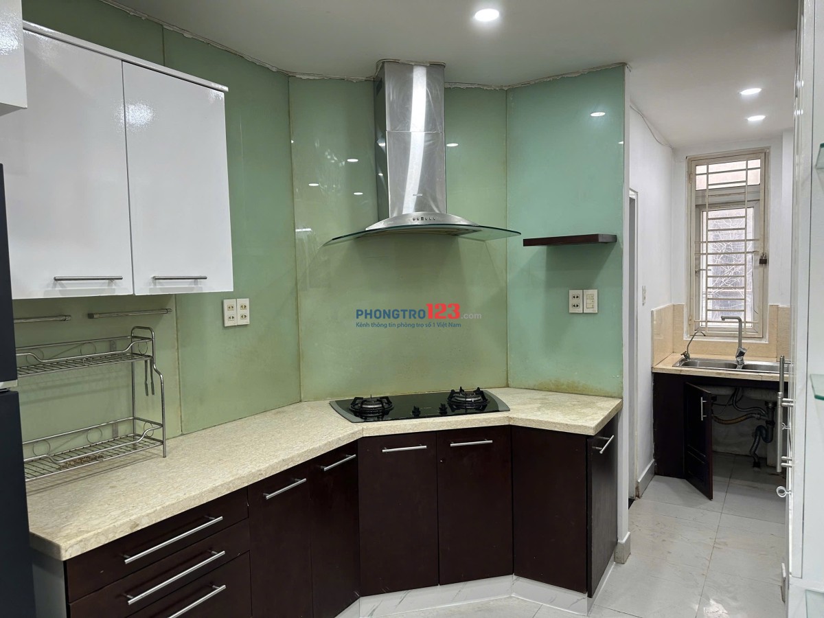 Cho thuê căn hộ 65m2, tầng 2, khu vực trung tâm quận 7, gần trường đại học Tôn Đức thắng