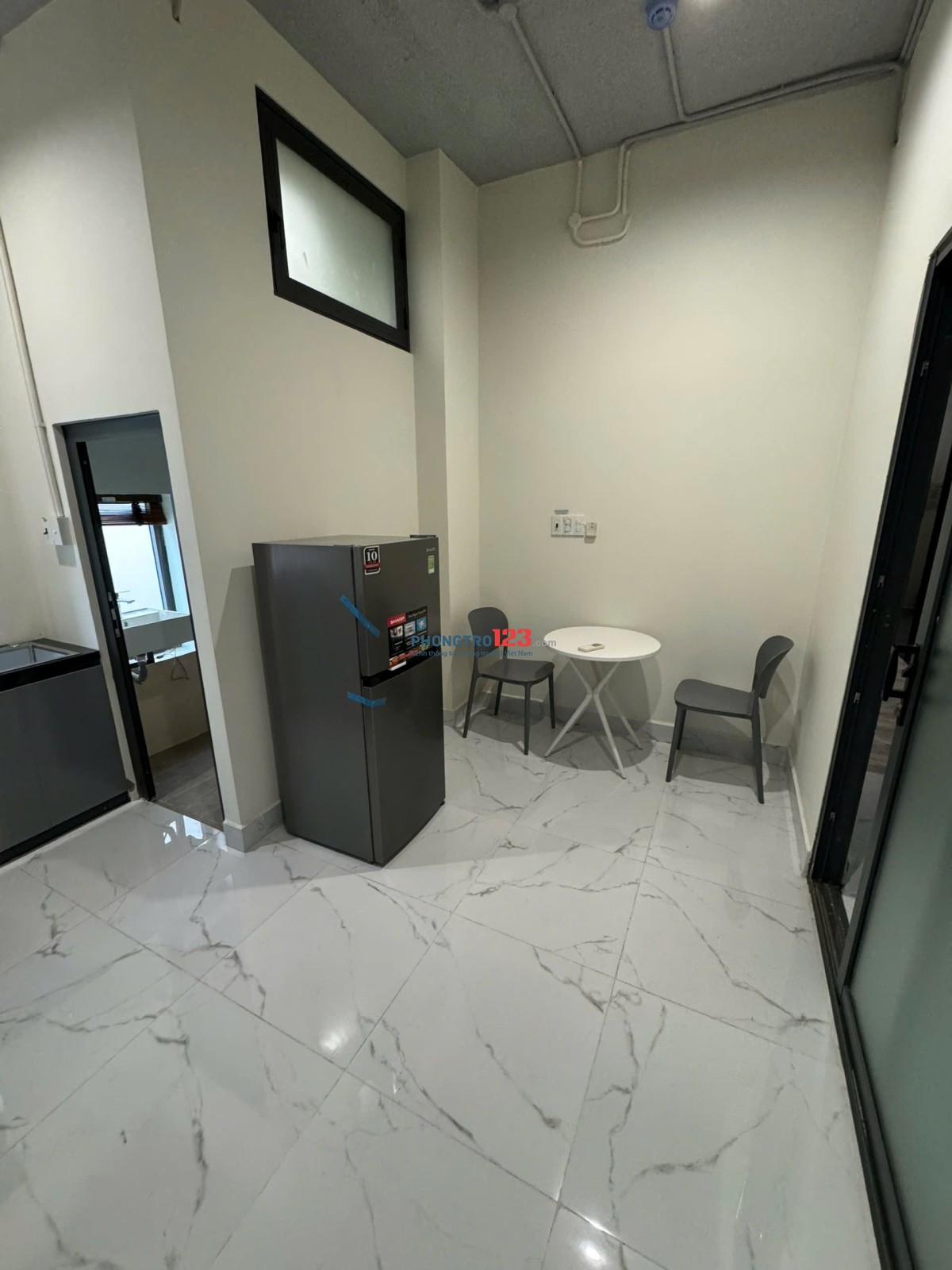 TRỌ DUPLEX FULL NT,MÁY LẠNH, BẾP ĐIỆN PHÙ HỢP SV, QUA RMIT, TDTU, LOTTE CHỈ 5P, BAN CÔNG, CỬA SỔ.