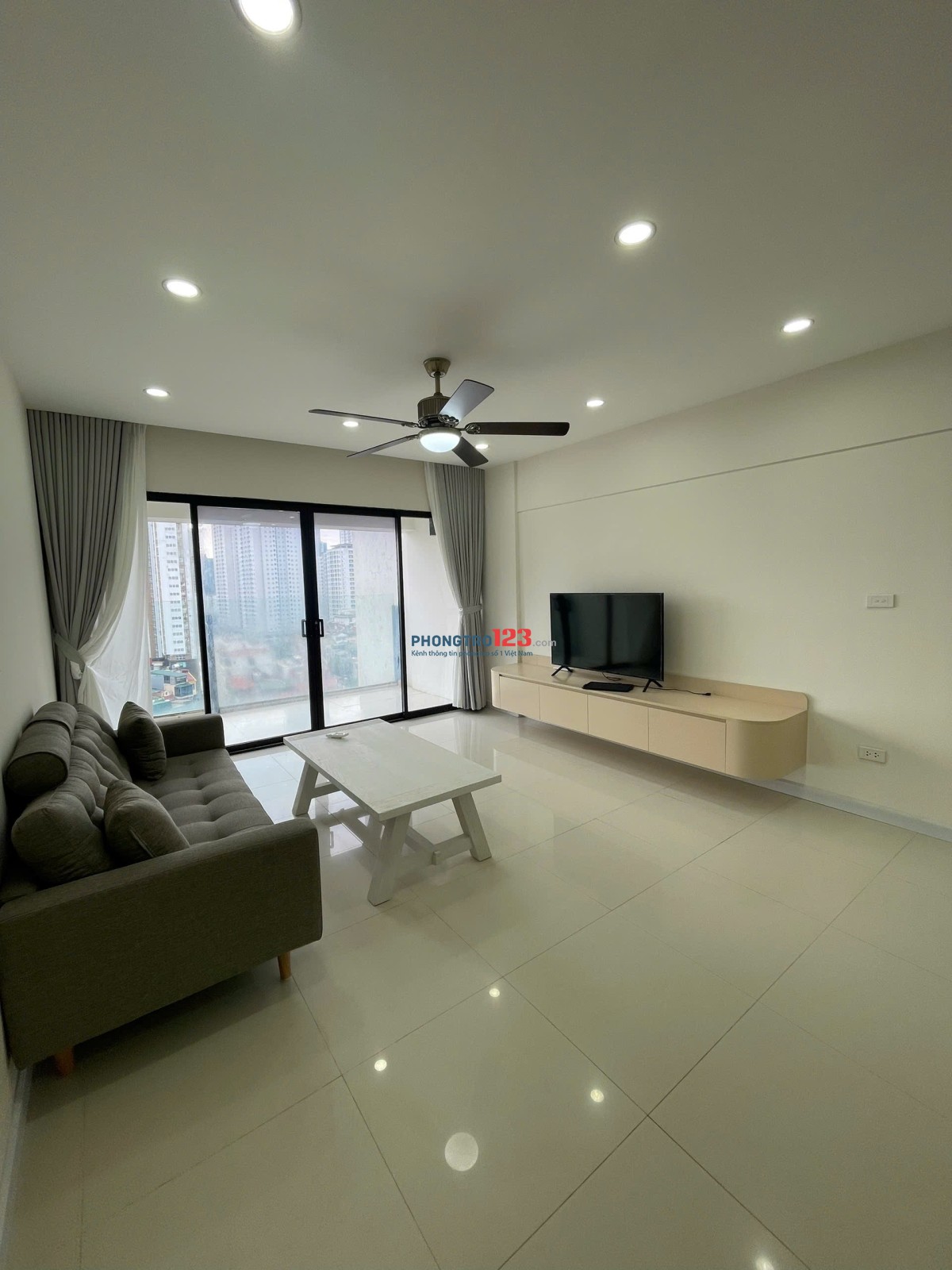 cho thuê căn hộ #2N2VS tầng đẹp tại dự án Nam Chelsea Park Trung Kính