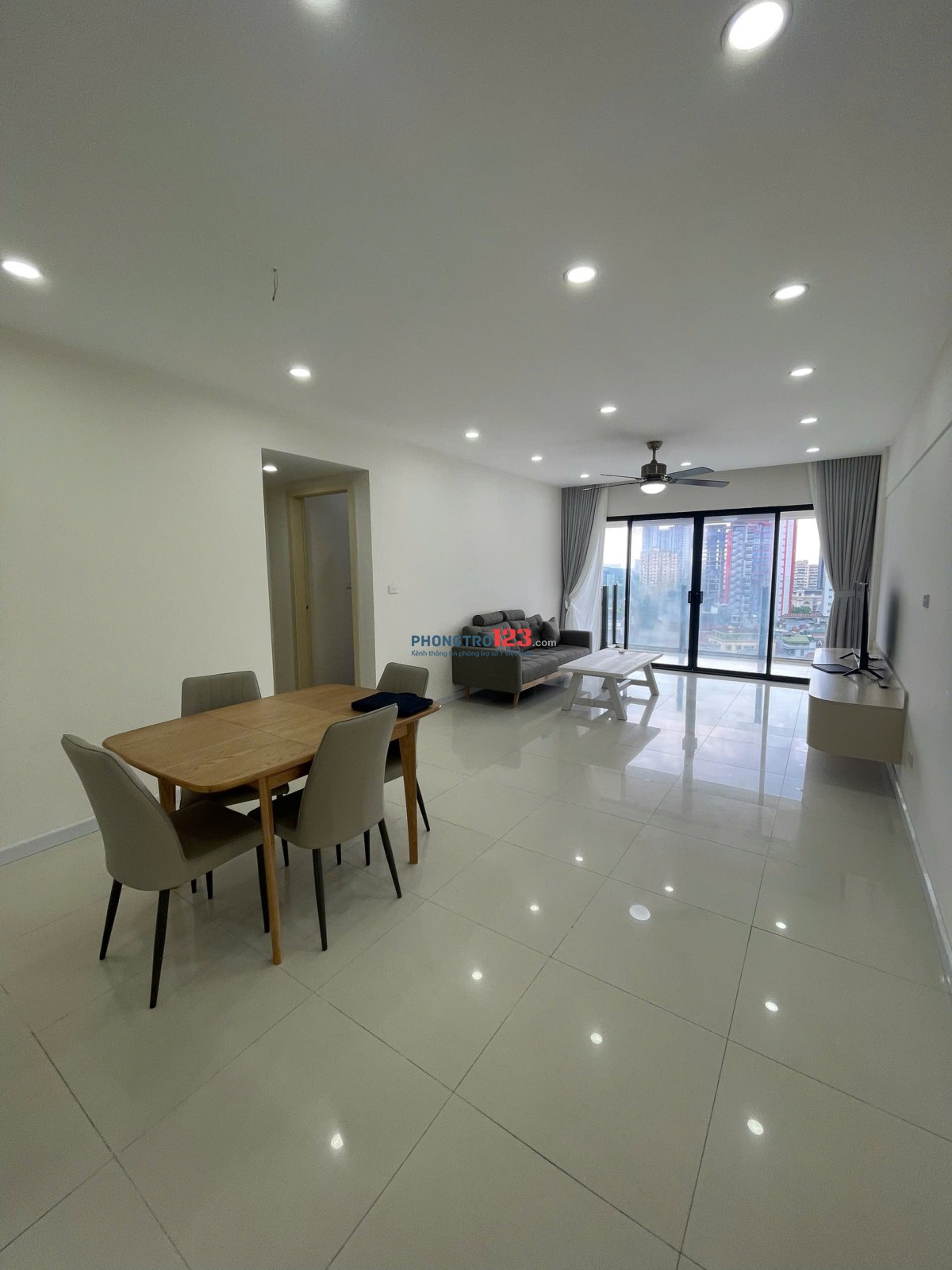 cho thuê căn hộ #2N2VS tầng đẹp tại dự án Nam Chelsea Park Trung Kính