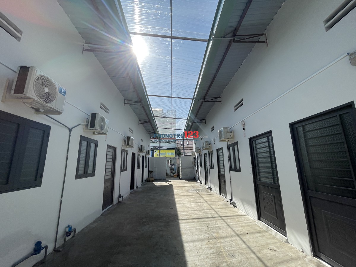 PHÒNG MỚI XÂY 100% CÓ MÁY LẠNH ngay 359 ĐỖ XUÂN HƠP - CAO ĐẲNG KỸ NGHỆ II - 27m2 GÁC CAO - FREE XE