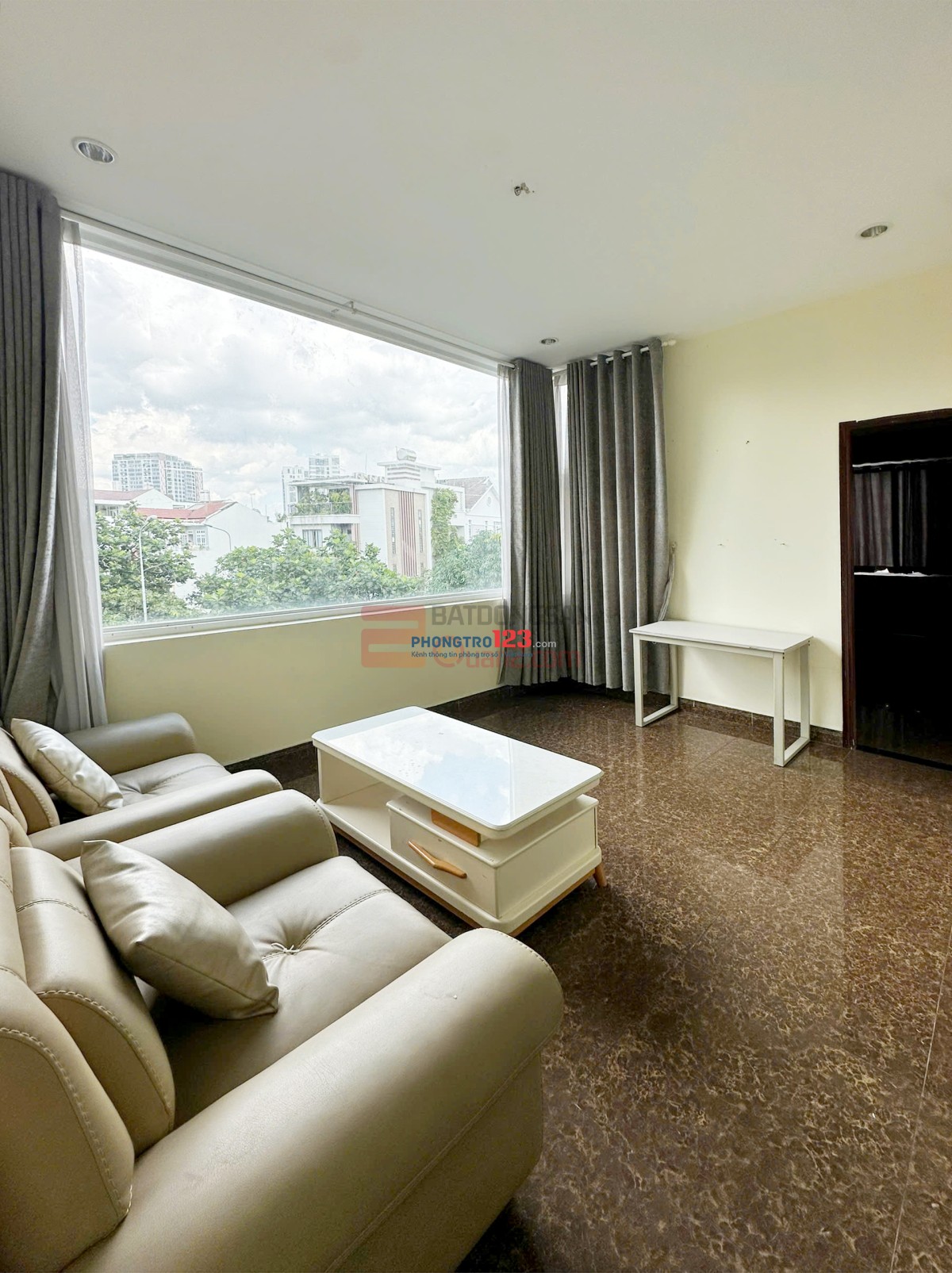 Cho thuê biệt thự phường An Phú góc 2 mặt tiền (cạnh công viên)