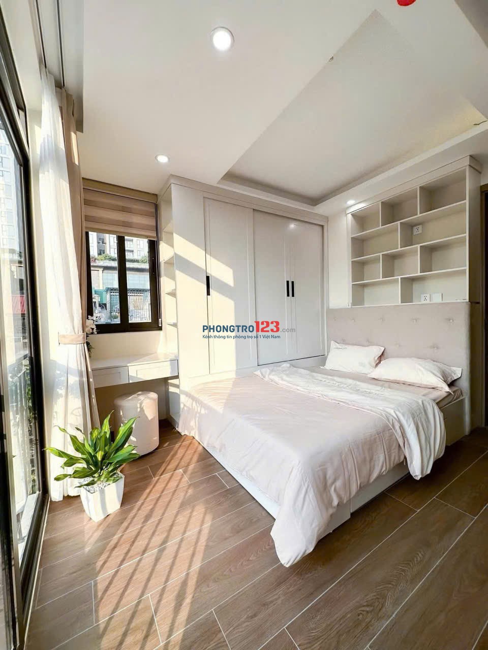 Cho Thuê Căn Hộ 1 Phòng Ngủ Full Nội Thất – Ban Công Cửa Sổ Thoáng Mát, Gần Sân Bay Tân Sơn Nhất