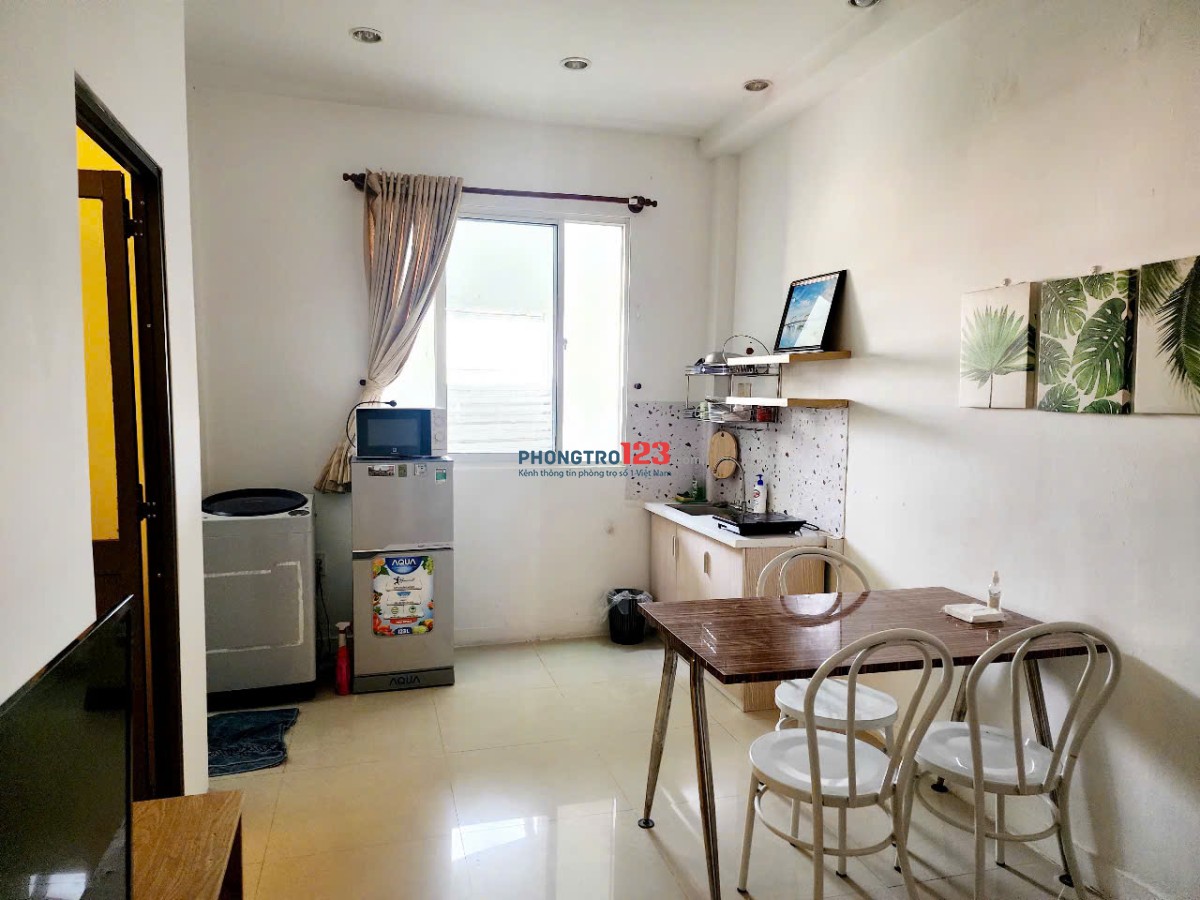 Căn hộ 1PN đầy đủ nội thất, gần Sân bay