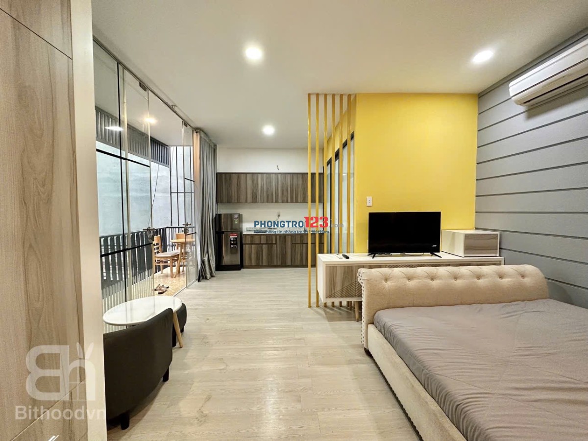  CHO THUÊ CĂN HỘ TONE MÀU TƯƠI SÁNG VỚI CHIẾC BAN CÔNG XINH IU – HUỲNH MẪN ĐẠT GẦN THẢO CẦM VIÊN