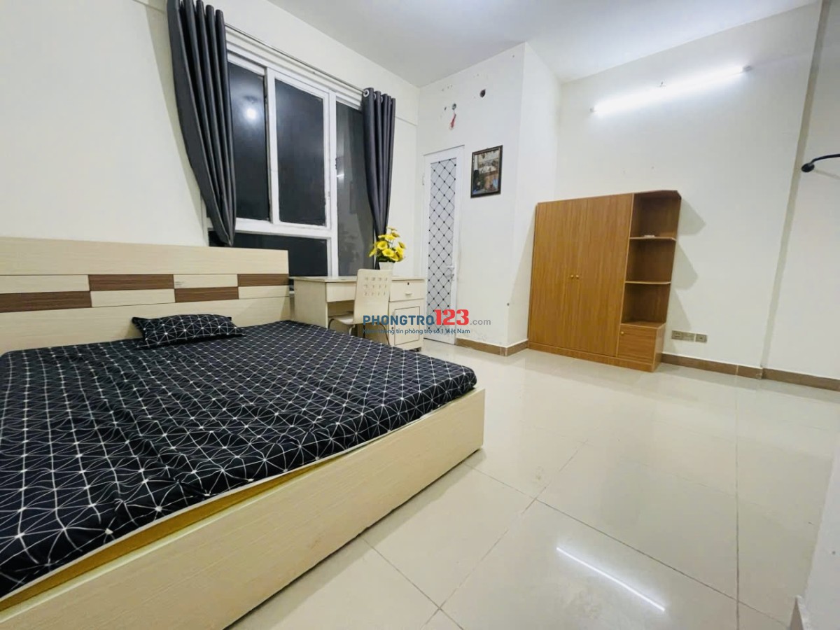 P 4.2tr giảm còn 3,6 full NT, siêu thị, hồ bơi, công viên, gần PMH