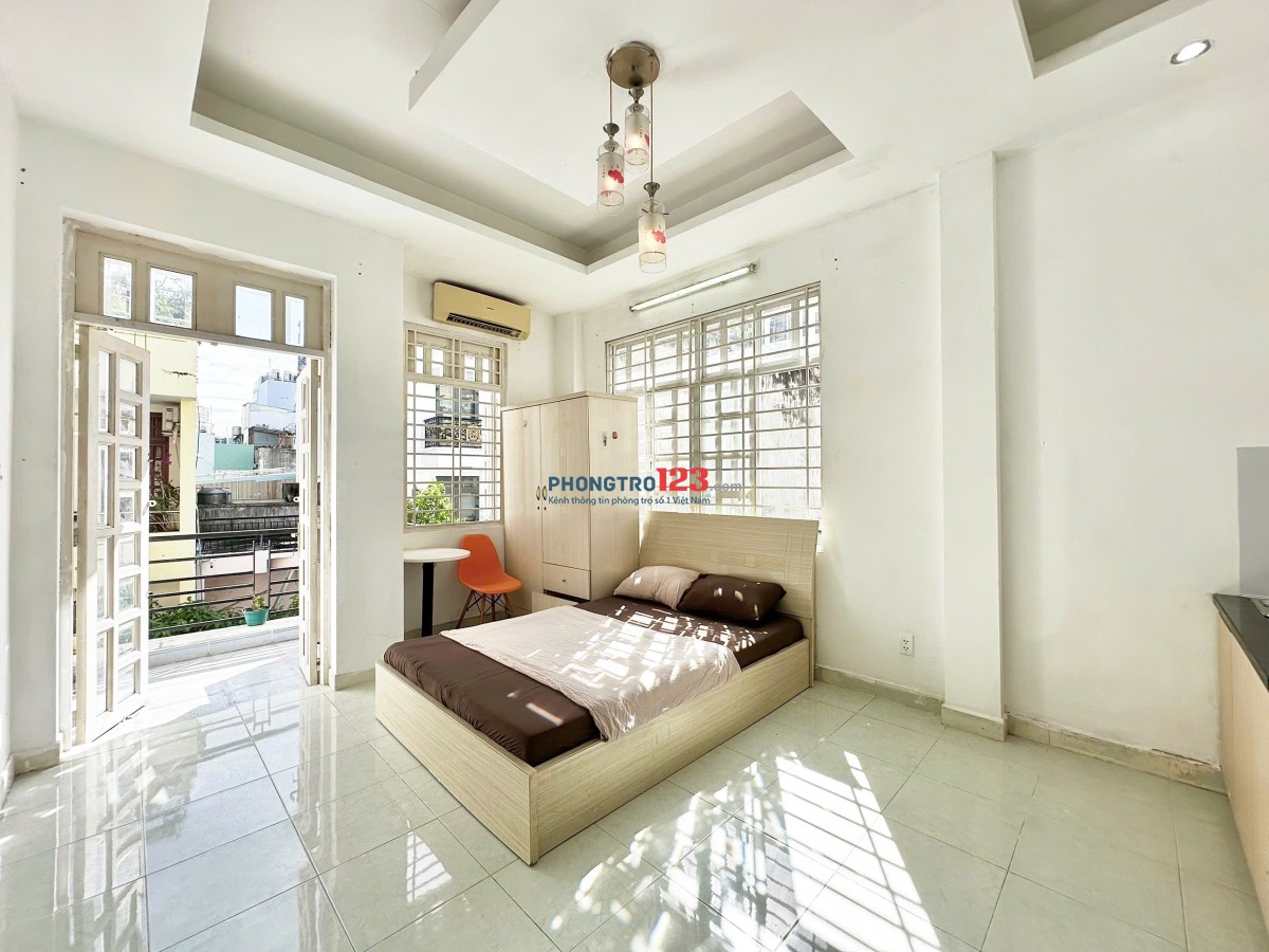 CĂN HỘ CÓ BAN CÔNG FULL NỘI THẤT NGAY TÂN BÌNH