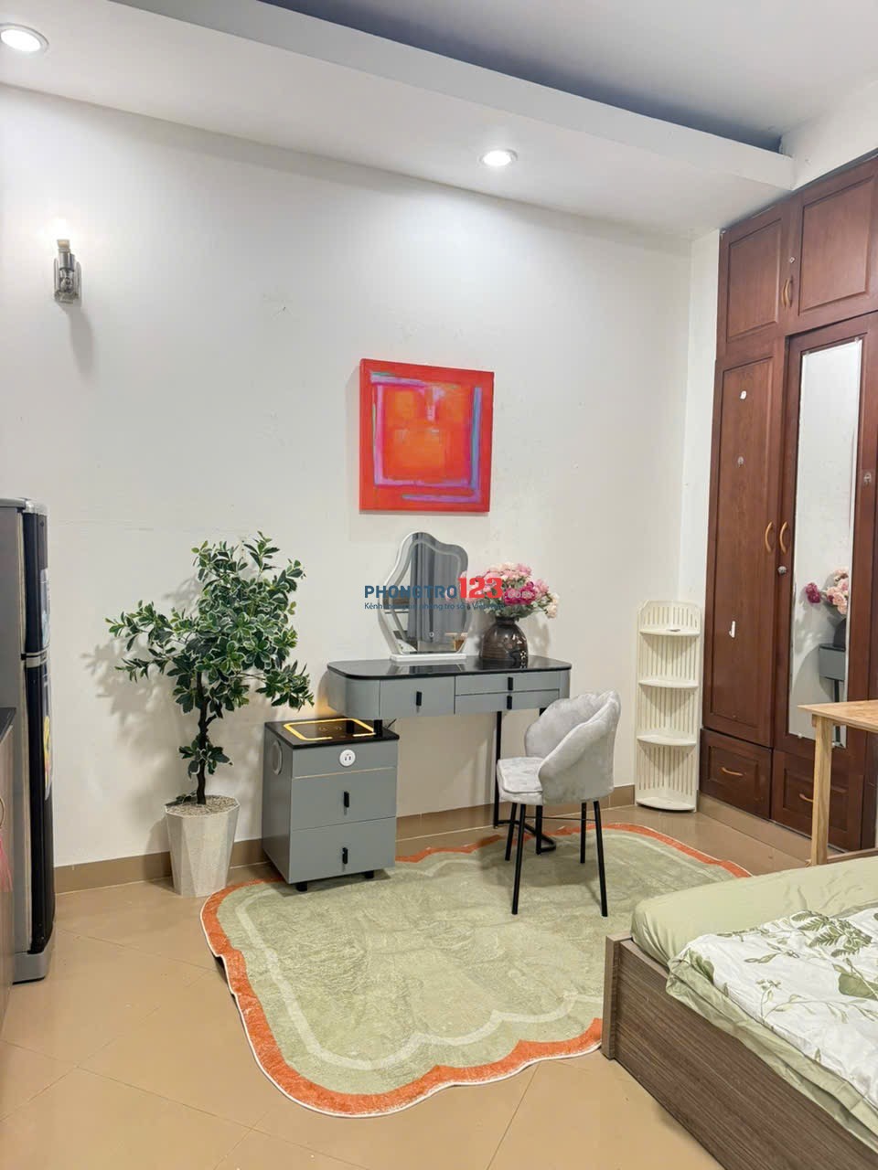 CHO THUÊ PHÒNG TRỌ Ở NGUYỄN TRÃI QUẬN 1 NỘI THẤT NHƯ ẢNH GẦN BƯU ĐIỆN LÊ HỒNG PHONG