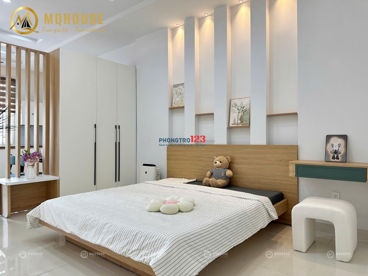 Cho thuê căn hộ ban công nội thất đẹp gần Lotte Mart Cộng Hòa - cầu vượt HHT