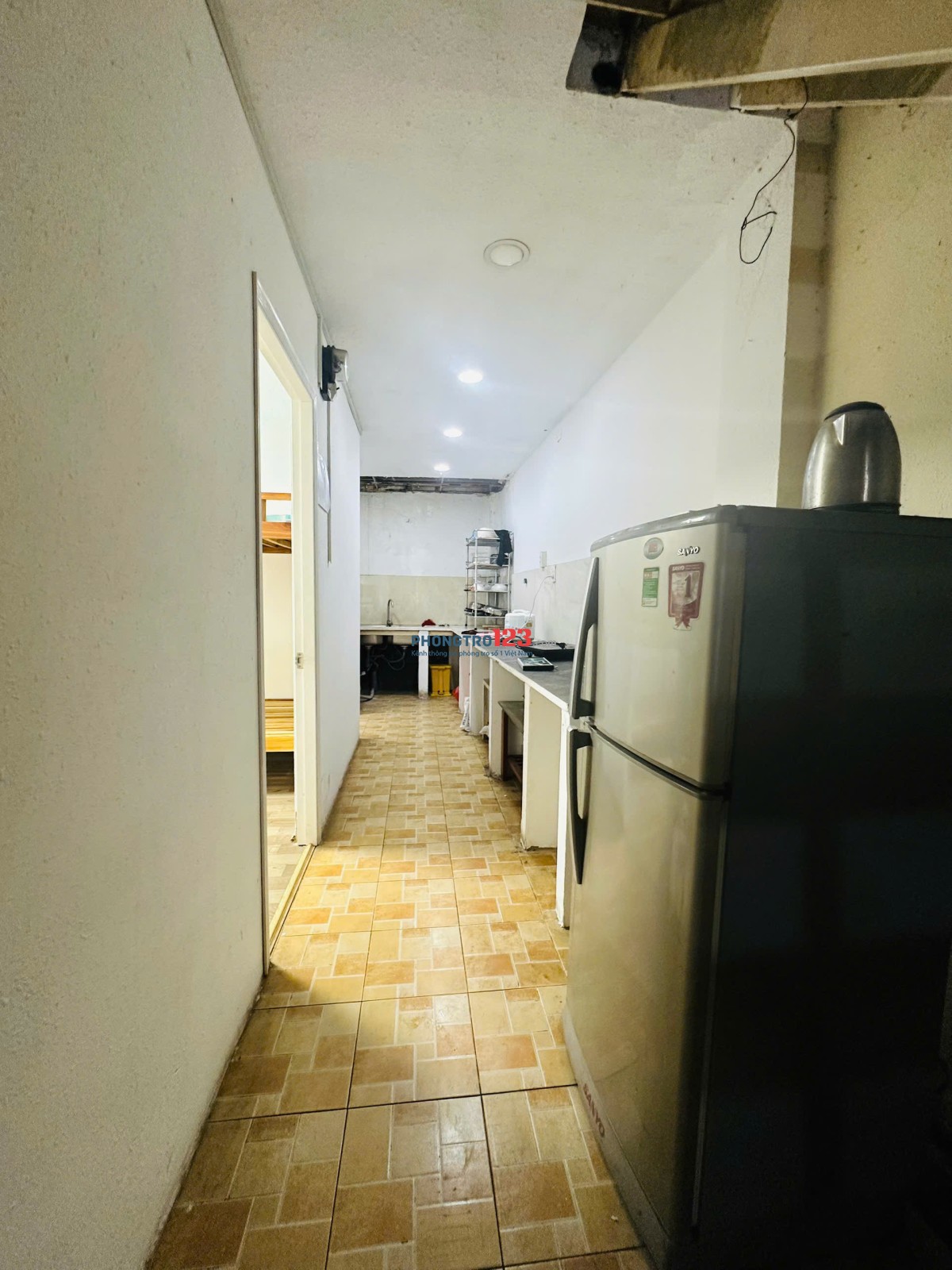 Chính chủ cho thuê phòng có máy lạnh đường Tân Hải
