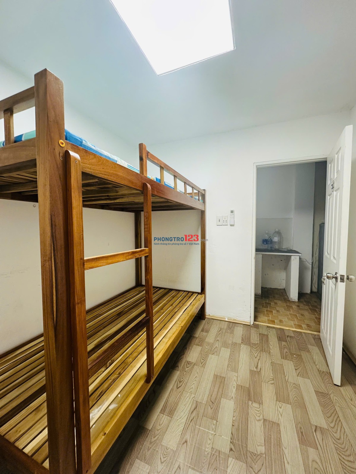Chính chủ cho thuê phòng có máy lạnh đường Tân Hải