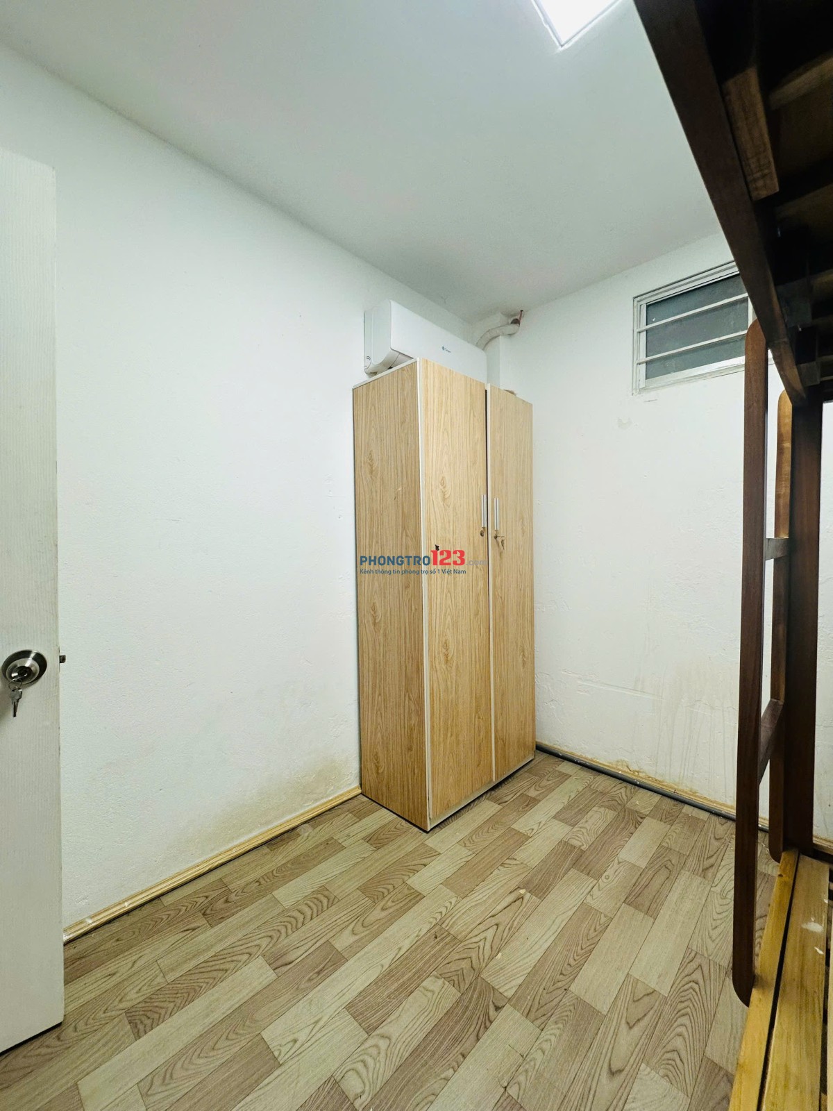 Chính chủ cho thuê phòng có máy lạnh đường Tân Hải