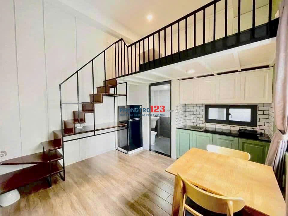 Phòng gác 35m2 Full nội thất ngay Hàng xanh sát ngay đại hoạc Ngoại Thương, Giao Thông Vận Tải