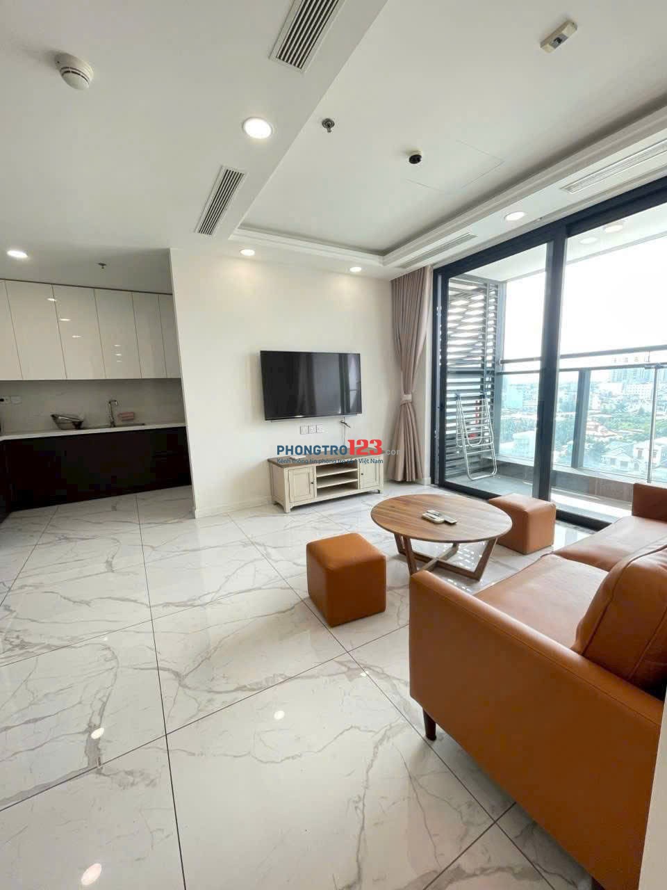 22tr/tháng, 145m2, 3 Phòng ngủ, 2WC, Nôi thất mới, Phan Đăng Lưu, PN.