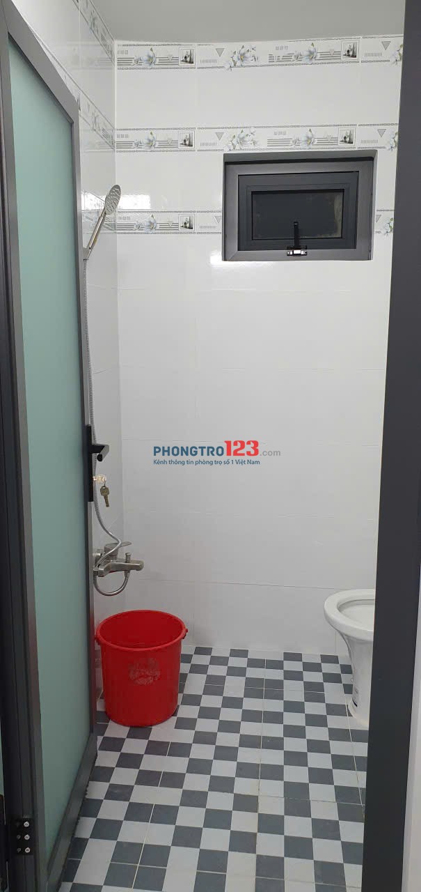 Thông báo cho thuê phòng trọ có mặt tiền đường rộng 7m đầy đủ tiện nghi