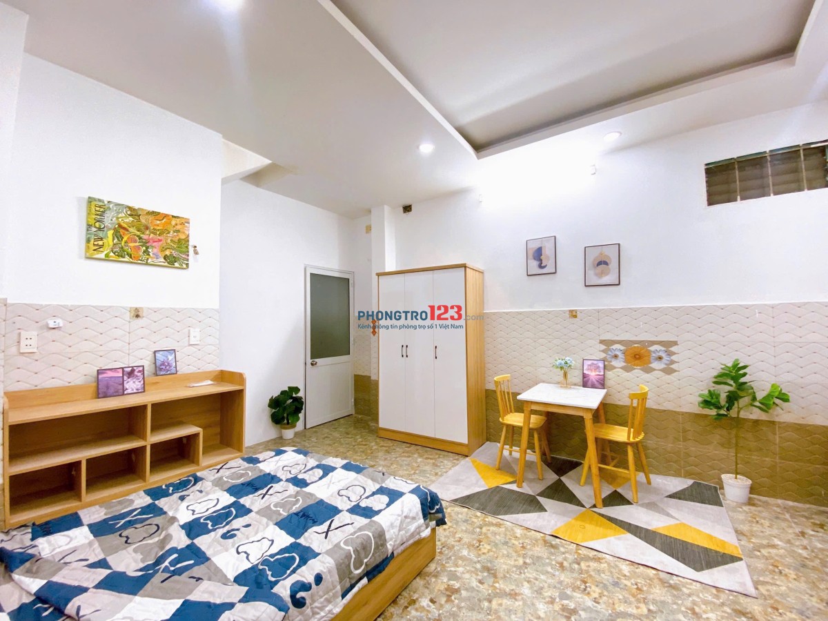 CHO THUÊ PHÒNG TẦNG TRỆT CÓ MÁY GIẶT RIÊNG Ở HOÀ HẢO Q10 - GẦN ĐH KINH TẾ CƠ SỞ B