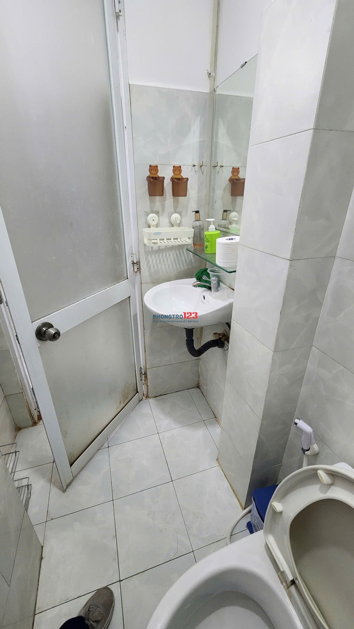 CHO THUÊ PHÒNG LẦU 2, NHÀ PHỐ HẺM RỘNG, KHU VĂN MINH - HẺM CÓ 2 TT PICKLEBALL