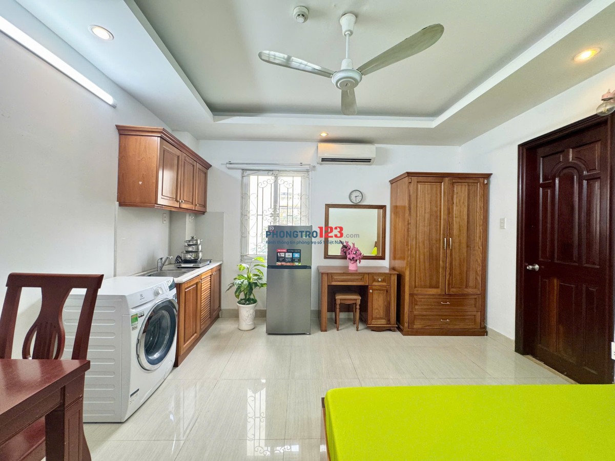 Căn hộ 30m2 máy giặt riêng giá hấp dẫn ngay Coopmart Nhiêu Lộc, ngã 4 Trần Quang Diệu