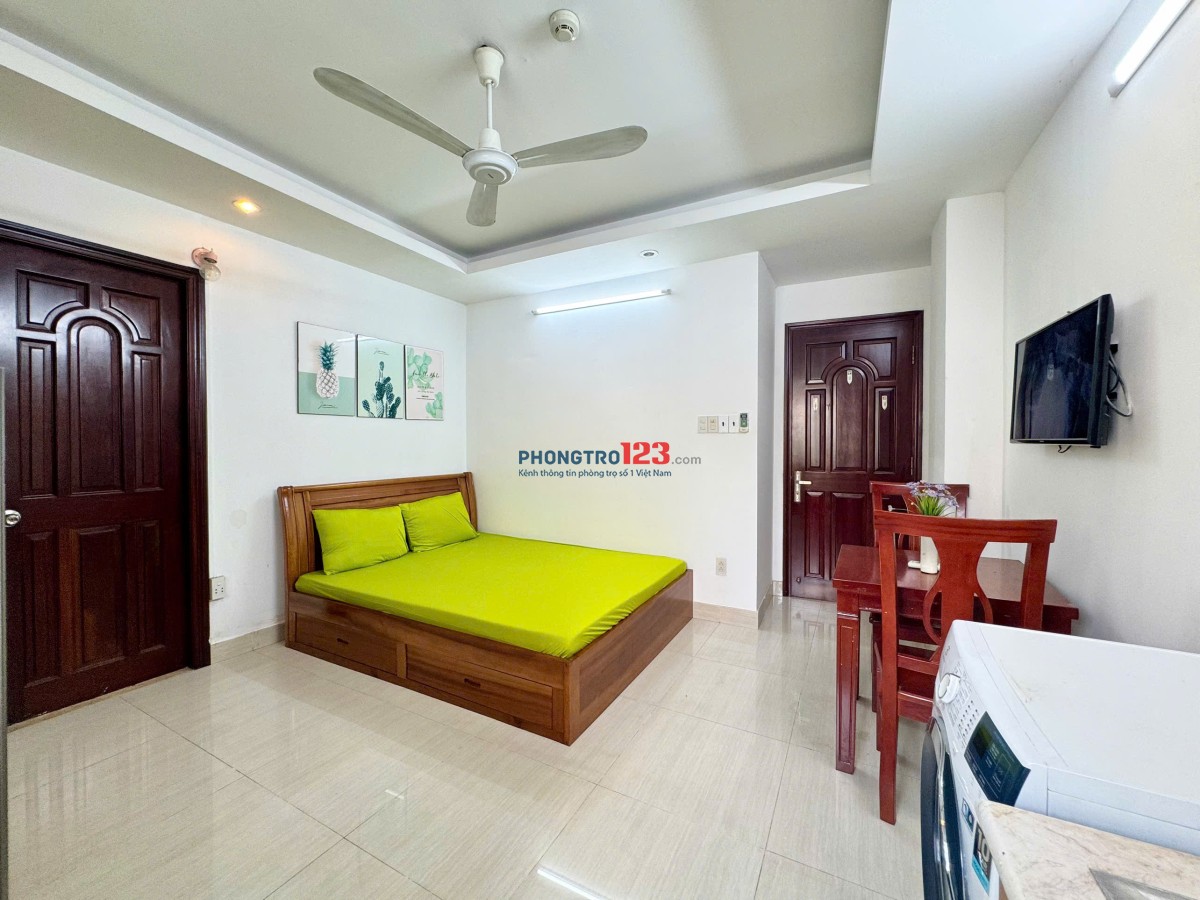 Căn hộ 30m2 máy giặt riêng giá hấp dẫn ngay Coopmart Nhiêu Lộc, ngã 4 Trần Quang Diệu