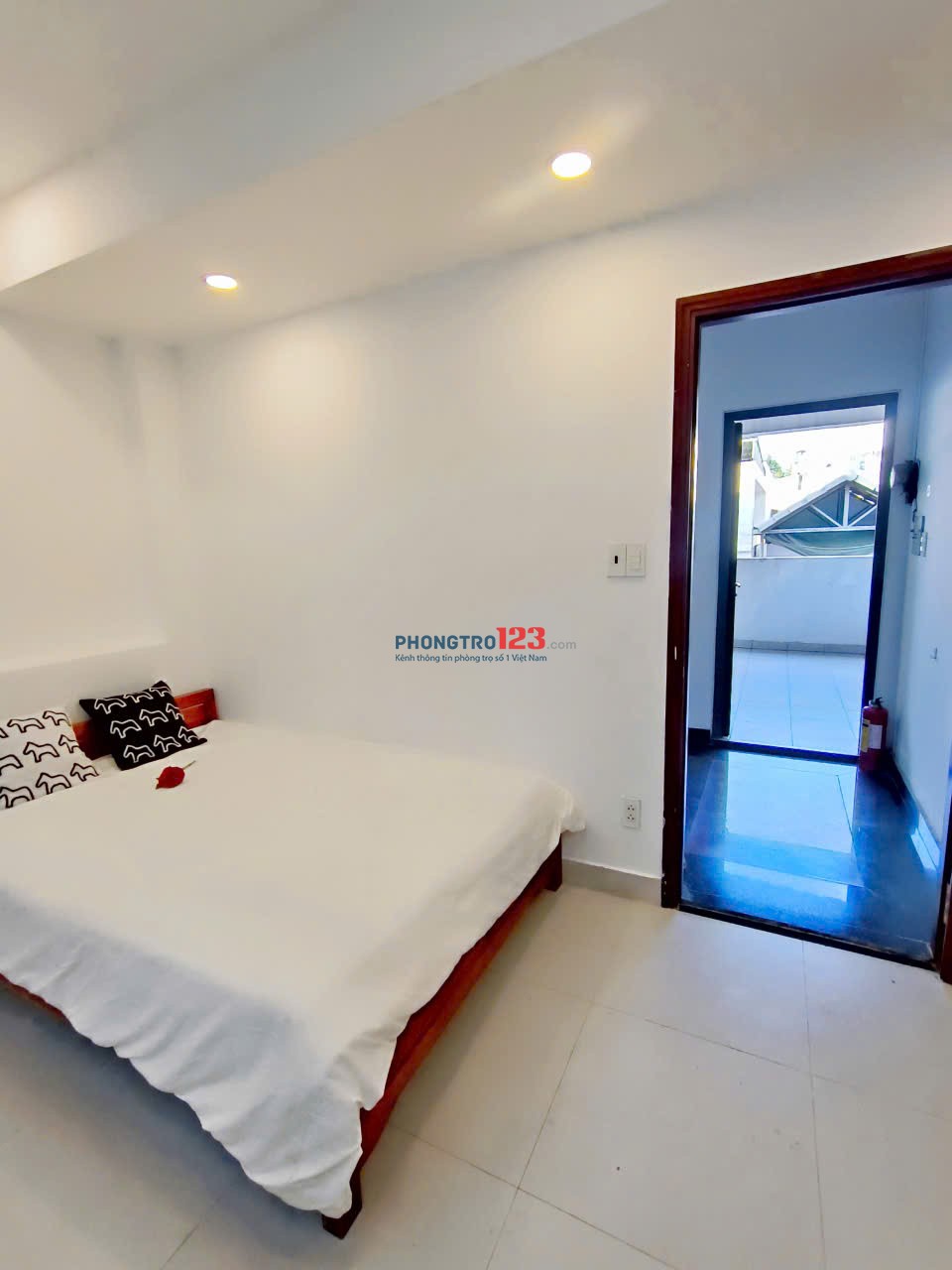 CHO THUÊ PHÒNG TRỌ CỬA SỔ THOÁNG MÁT – TRUNG TÂM QUẬN 1, GẦN CẦU THỊ NGHÈ 1