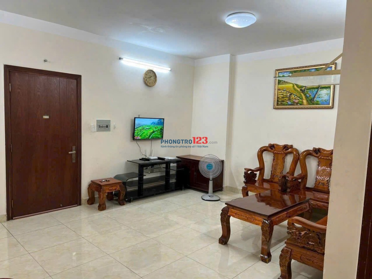 Chung cư Bàu Cát ,Tân BÌnh: 65m2, 2p ngủ, ban công, giá 7tr