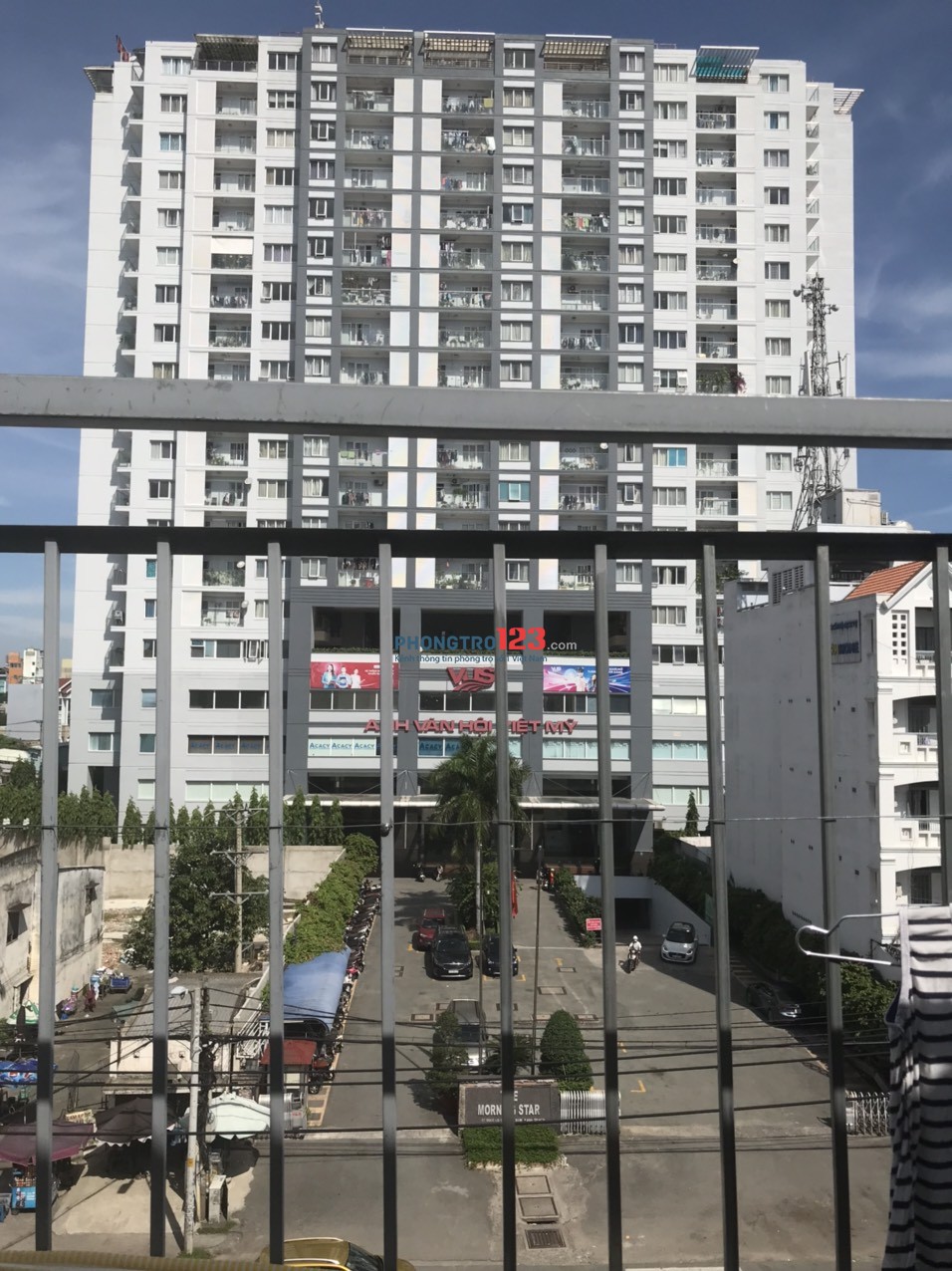 Cho thuê nguyên lầu 60m giá 4,5tr gần hutech ung văn khiêm