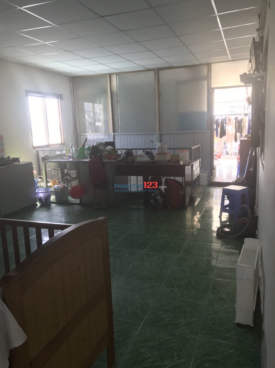 Cho thuê nguyên lầu 60m giá 4,5tr gần hutech ung văn khiêm