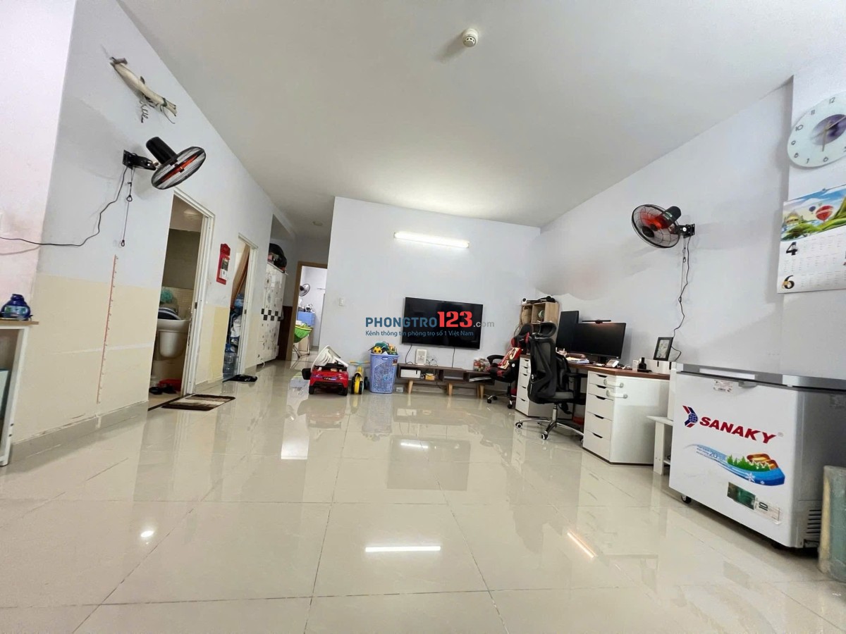 100m2, 13tr/th, 3PN, 2WC, Nội thất, 10A Trần Nhật Duật, Tân Định, Q1.
