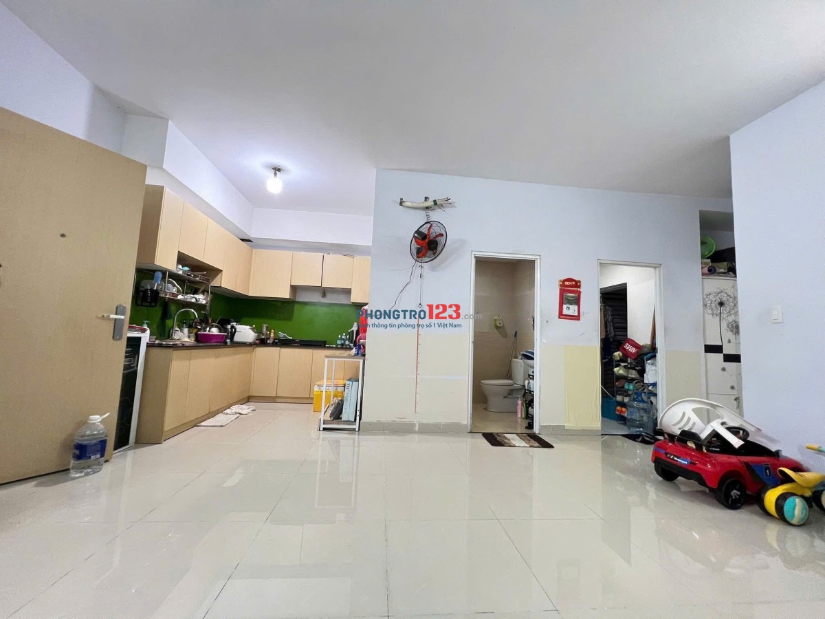 100m2, 13tr/th, 3PN, 2WC, Nội thất, 10A Trần Nhật Duật, Tân Định, Q1.