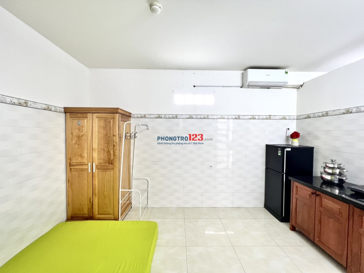 NGAY CHỢ TÂN HƯƠNG, ĐH CÔNG THƯƠNG - STUDIO FULL NỘI THẤT GIÁ HẤP DẪN