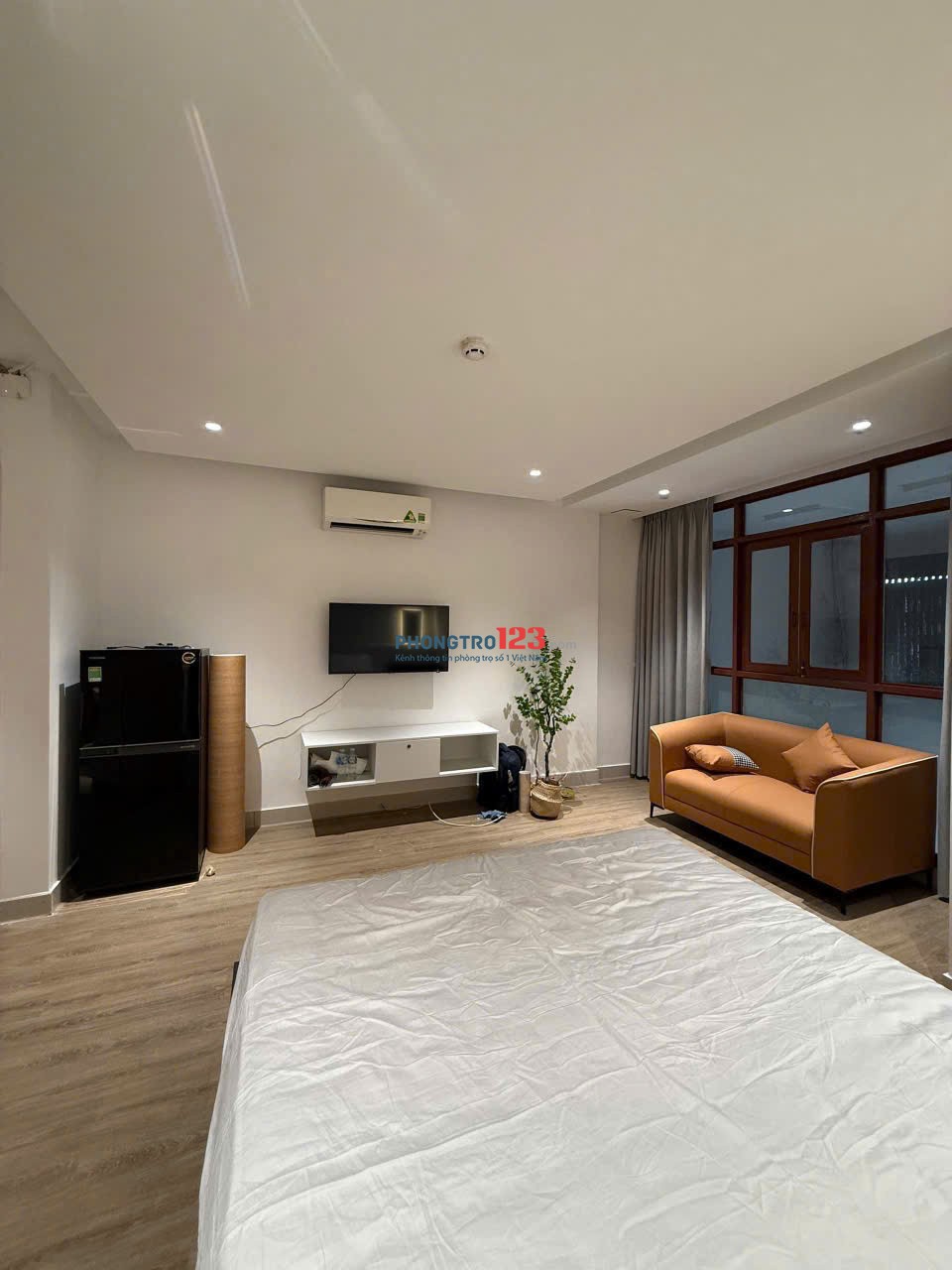 KHAI TRƯƠNG CĂN HỘ FULL NỘI THẤT CAO CẤP CỬA SỔ THOÁNG SÁNG Ở BÌNH THẠNH GẦN Q3,Q1 - LH: 0334998413