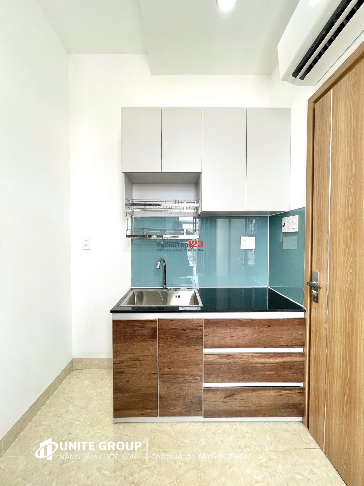 Cho Thuê Phòng Mới khai trương, Có Gác, Ban công, cửa sổ, Bình Thạnh, gần chợ Bà Chiểu, Phú Nhuận