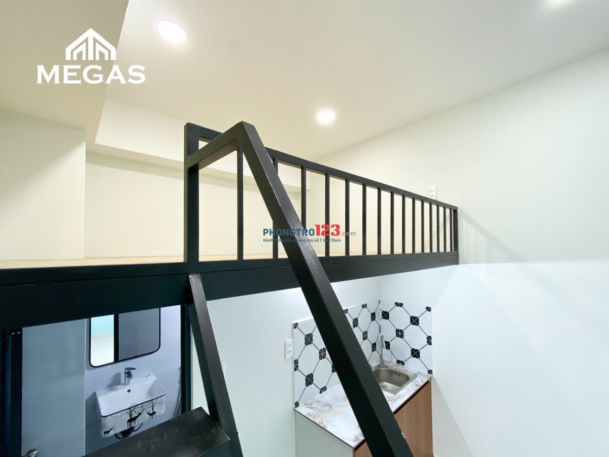 NHÀ MỚI 100% CỬA SỔ TRỜI - Ở 3NG 3XE - NGAY TRUNG TÂM QUẬN 7 KẾ BÊN LÀ GO NGUYỄN THỊ THẬP