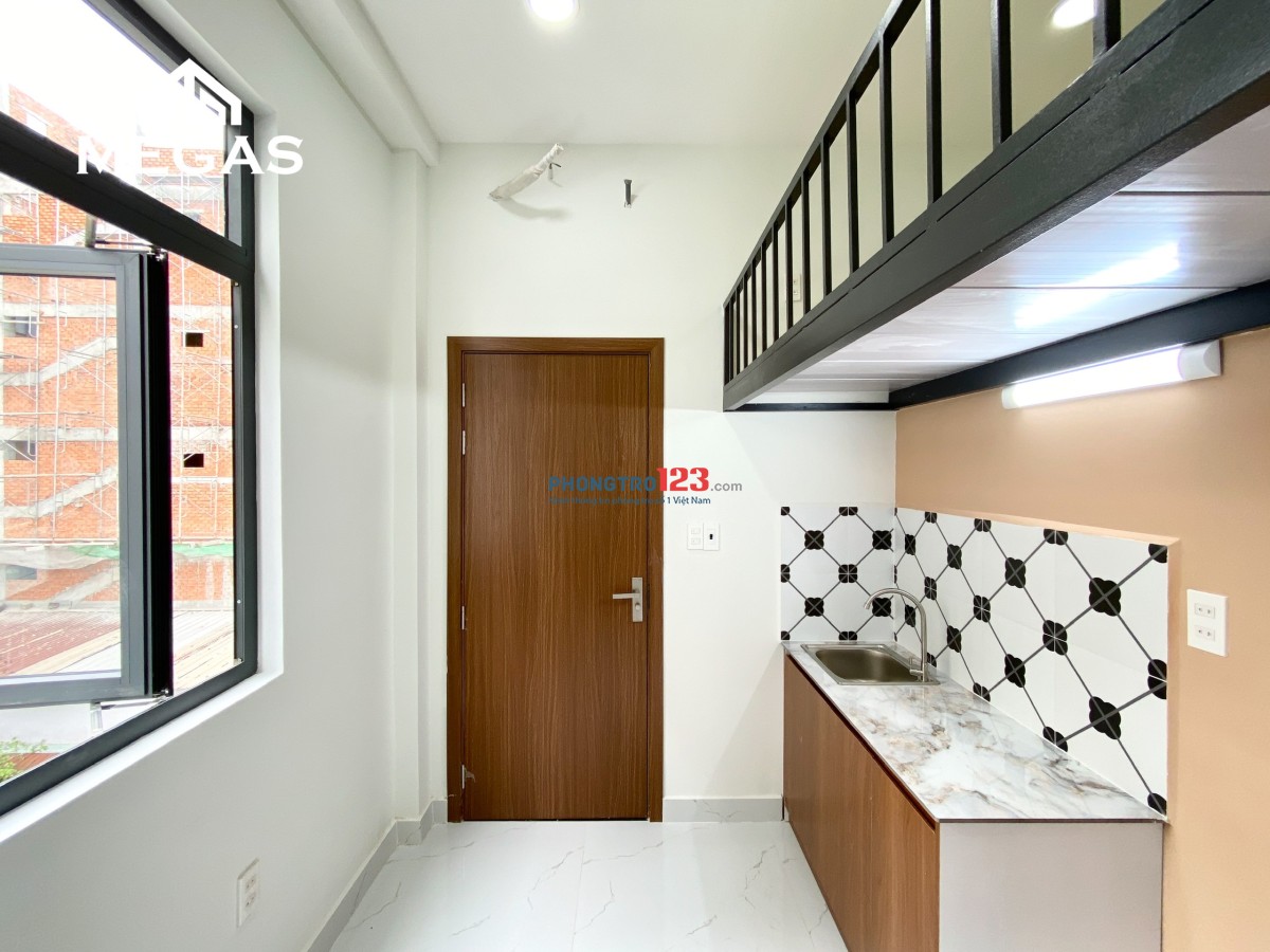 NHÀ MỚI 100% CỬA SỔ TRỜI - Ở 3NG 3XE - NGAY TRUNG TÂM QUẬN 7 KẾ BÊN LÀ GO NGUYỄN THỊ THẬP