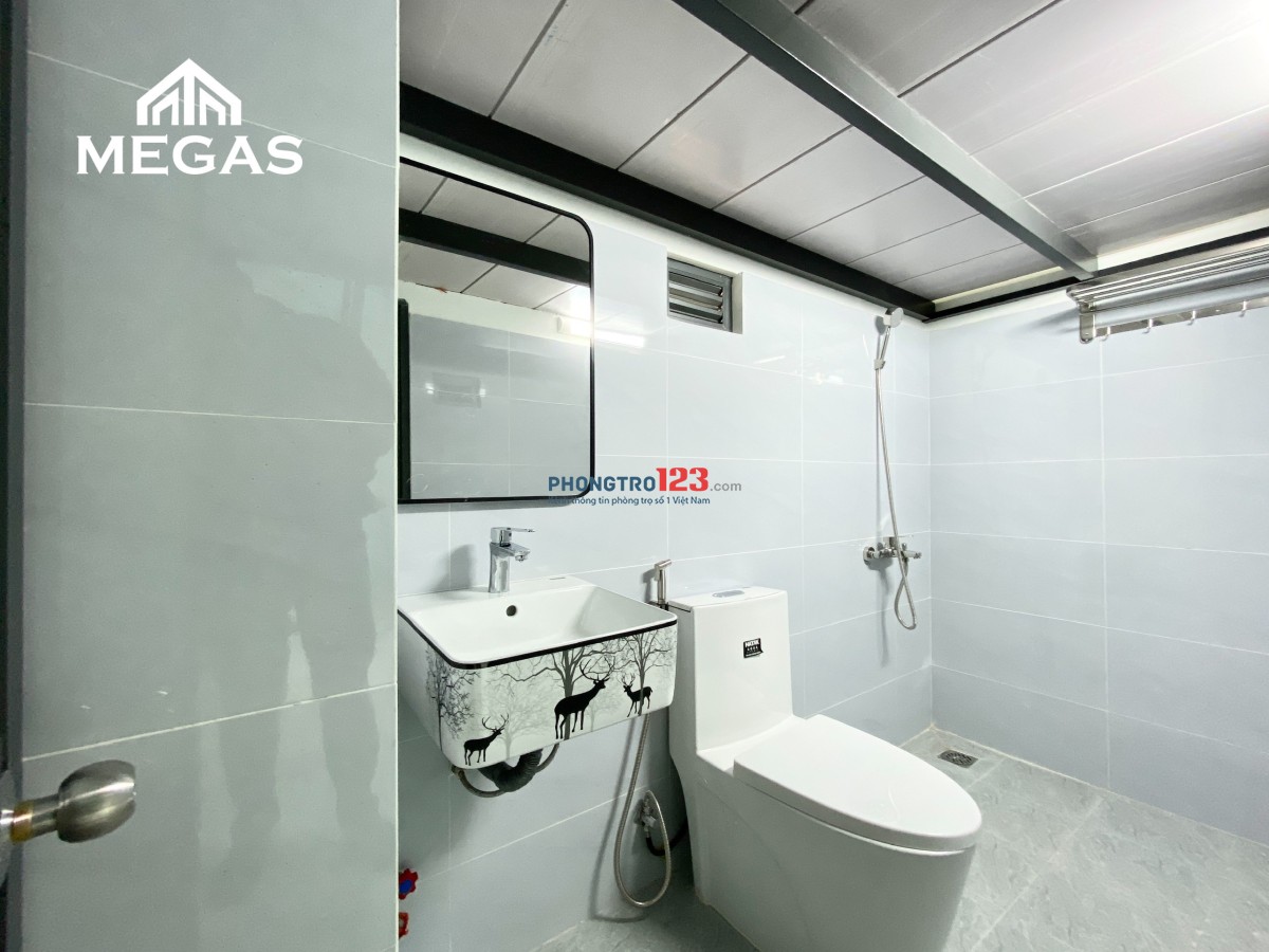 NHÀ MỚI 100% CỬA SỔ TRỜI - Ở 3NG 3XE - NGAY TRUNG TÂM QUẬN 7 KẾ BÊN LÀ GO NGUYỄN THỊ THẬP