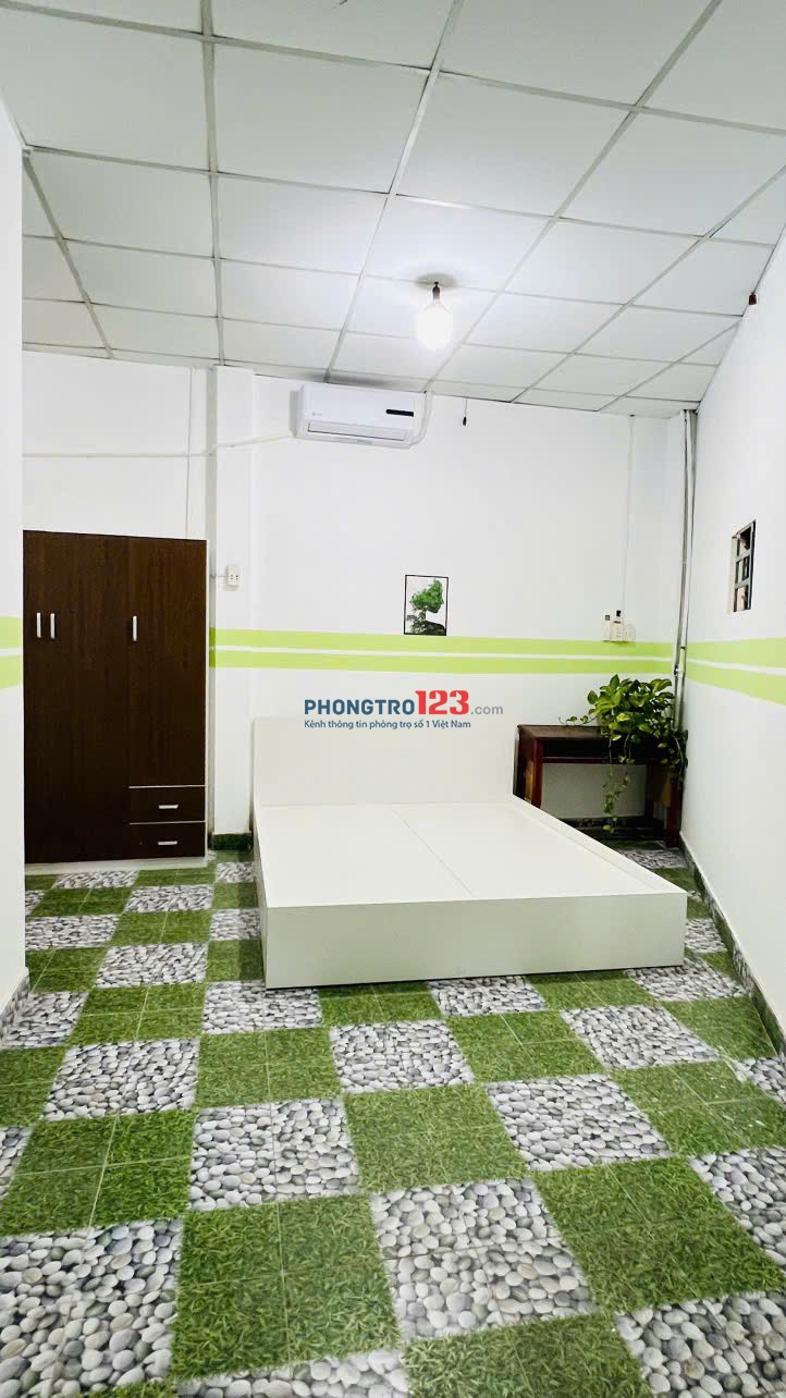 Chính chủ cần cho thuê phòng Gác mặt ngoài, Sân trước rộng dãi