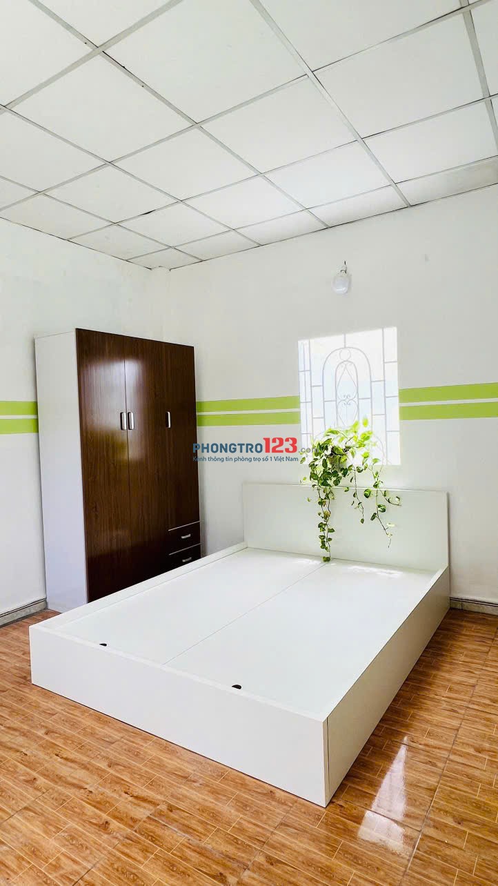 PHÒNG MỚI ĐẸP – NGUYÊN LẦU 2 CÓ BAN CÔNG, BẾP RIÊNG