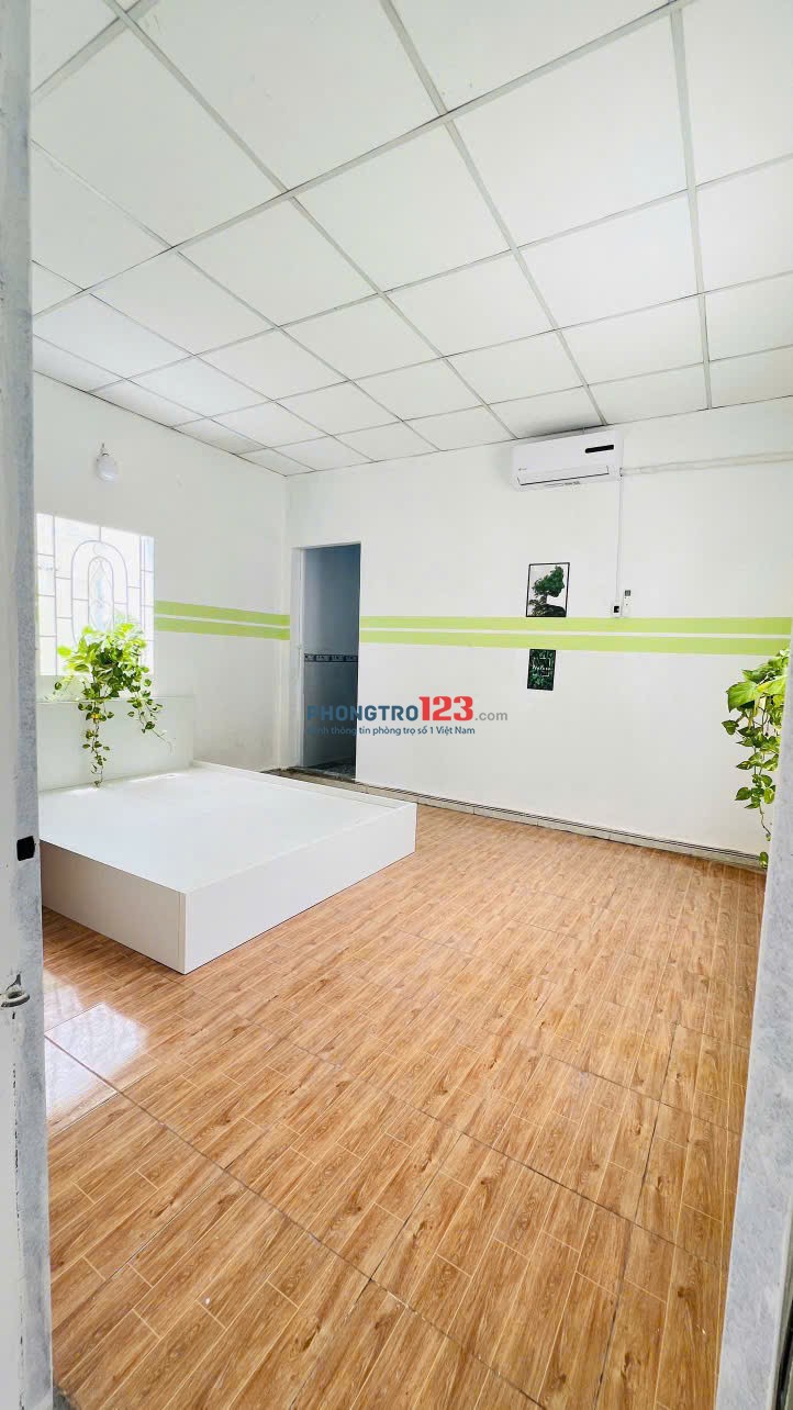 PHÒNG MỚI ĐẸP – NGUYÊN LẦU 2 CÓ BAN CÔNG, BẾP RIÊNG
