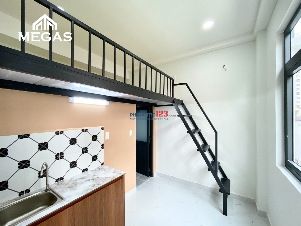 NHÀ MỚI 100% CỬA SỔ TRỜI - Ở 3NG 3XE - NGAY TRUNG TÂM QUẬN 7 KẾ BÊN LÀ GO NGUYỄN THỊ THẬP