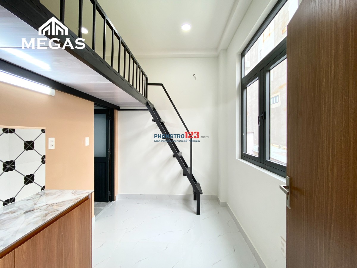 NHÀ MỚI 100% CỬA SỔ TRỜI - Ở 3NG 3XE - NGAY TRUNG TÂM QUẬN 7 KẾ BÊN LÀ GO NGUYỄN THỊ THẬP