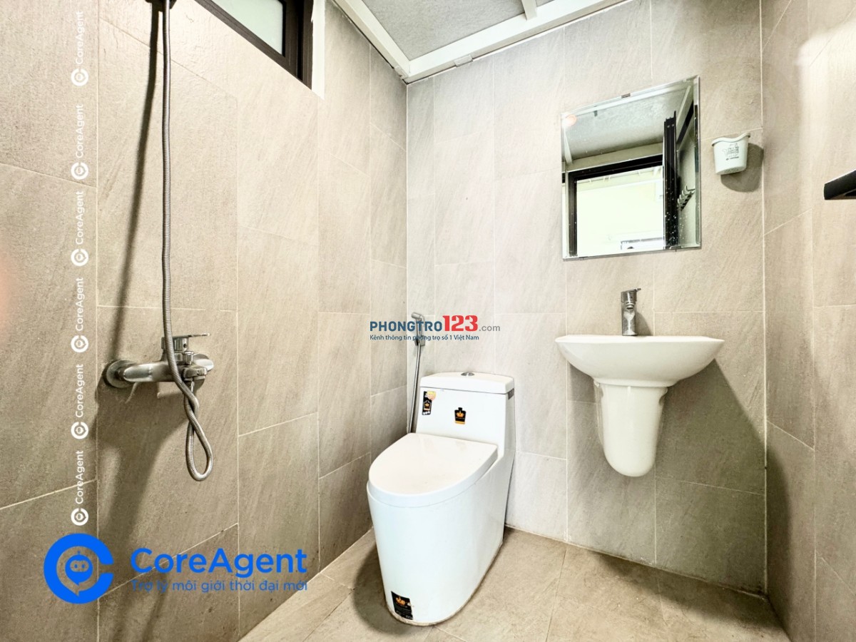 Duplex ban công - Ngay khu Công Nghệ Cao - Đh UFM, FPT, Hutech