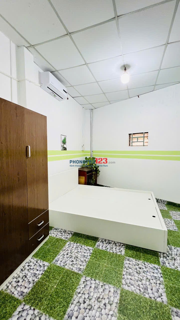 Chính chủ cần cho thuê phòng Gác mặt ngoài, Sân trước rộng dãi