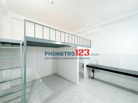 Tìm 1 nữ ở ghép, phòng hiện tại có 2 nữ